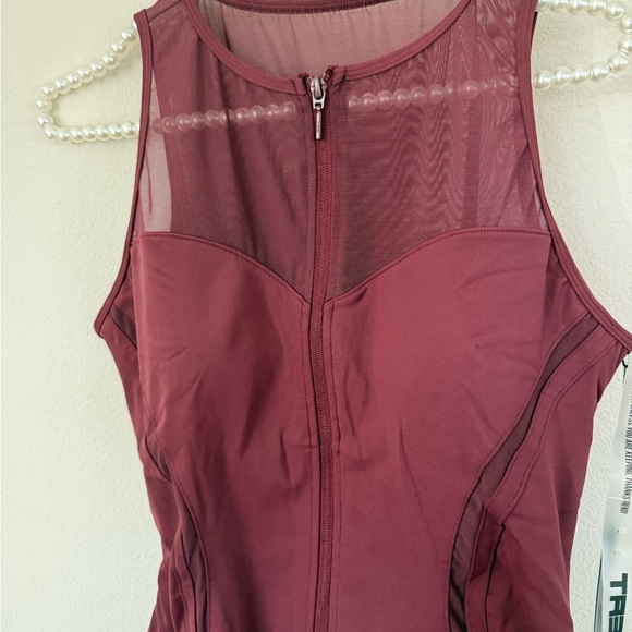 TA3 limited edition Crewneck Mesh Sleeveless Surfy dark cherry XL regular/ long - Picture 4 of 8